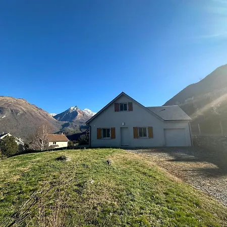 Maison Holiday home *