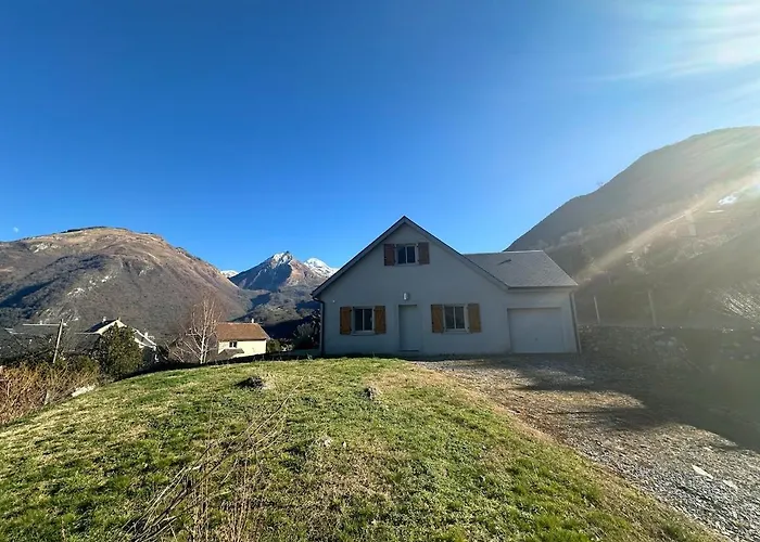 Maison Holiday home *